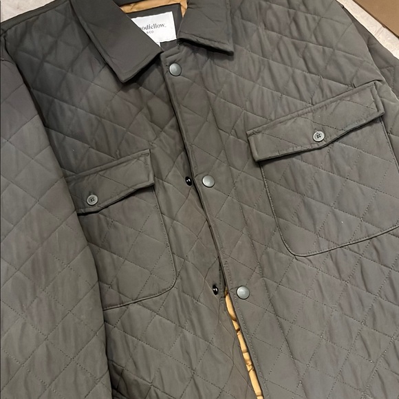 Army Green Quilted Jacket - Picture 8 of 9